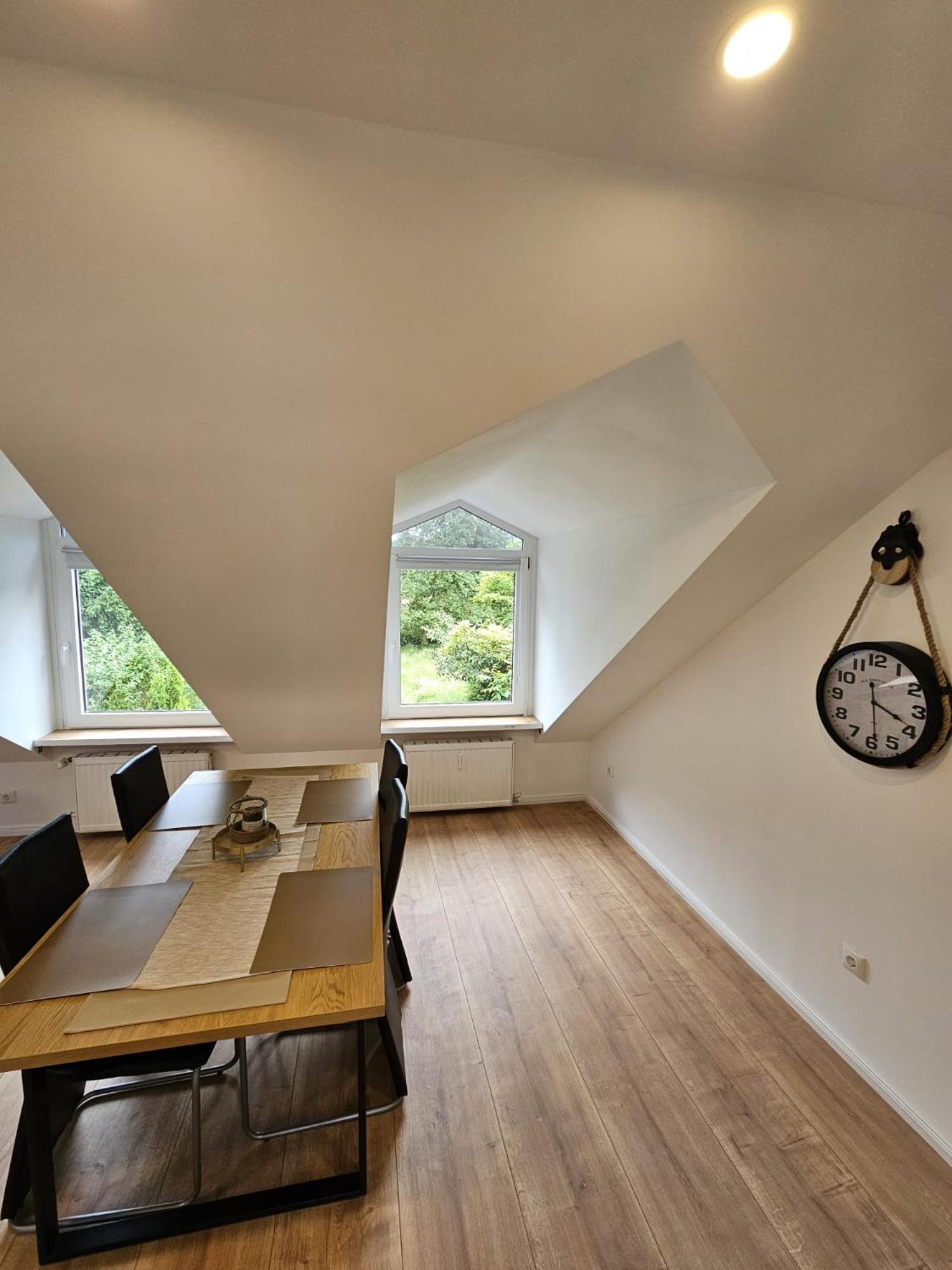 Tautraum Suite Mit Whirlpool Und Gruenem Ausblick Wilhelmshaven Luaran gambar