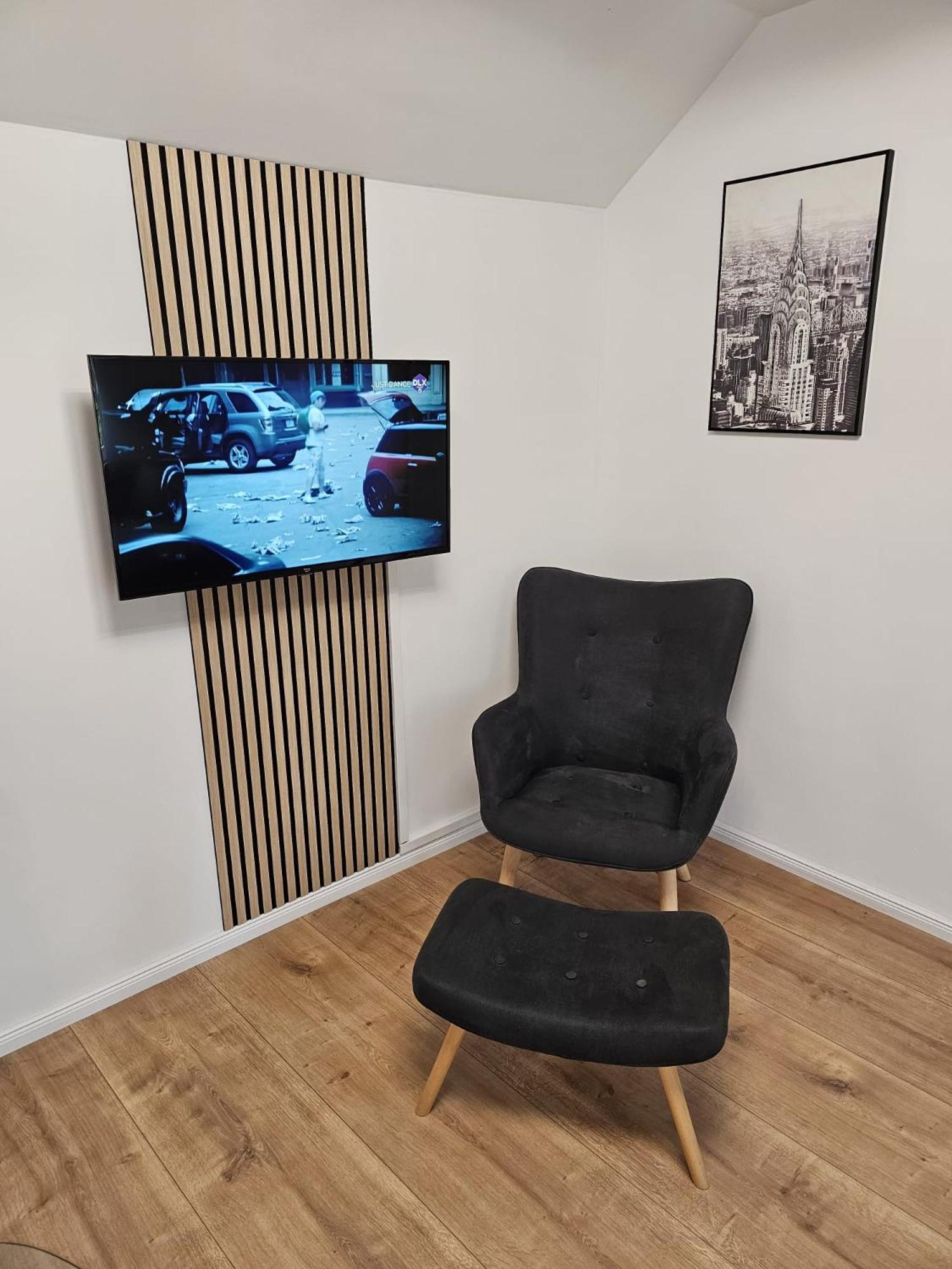 Tautraum Suite Mit Whirlpool Und Gruenem Ausblick Wilhelmshaven Luaran gambar
