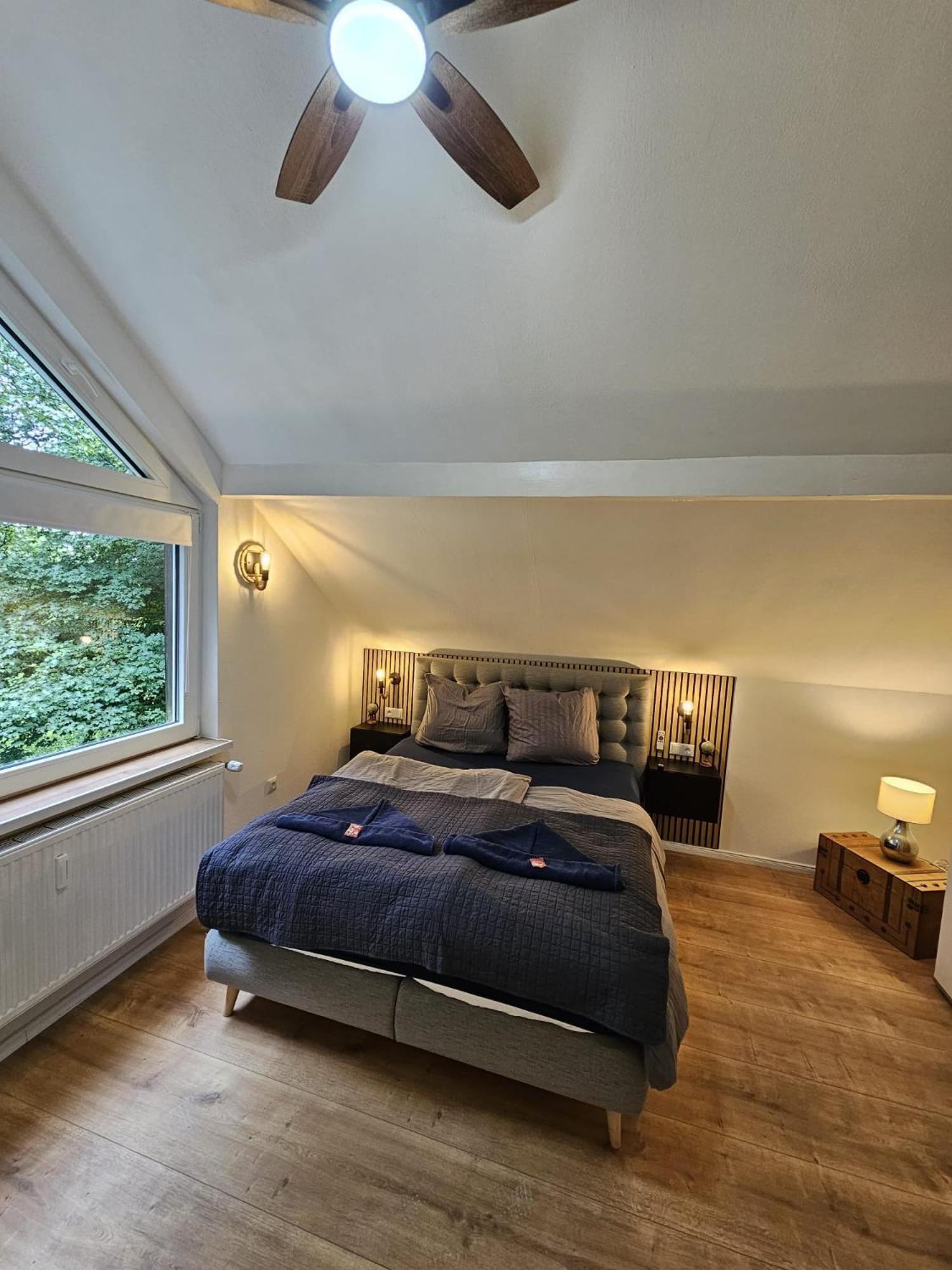 Tautraum Suite Mit Whirlpool Und Gruenem Ausblick Wilhelmshaven Luaran gambar